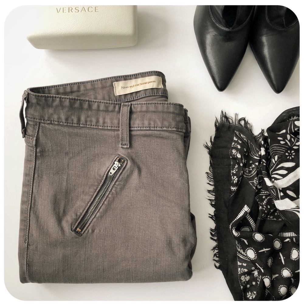 {{ Anthropologie }} Pilcro Serif Moto Skinny Jeans